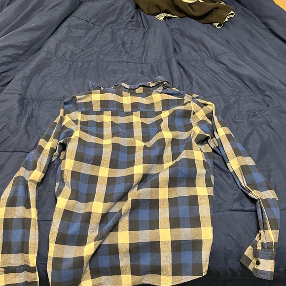 Blue/White/Black Pattern Aeropostale Flannel/Button Down Shirt - Picture 3 of 3